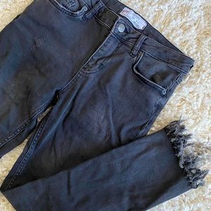 Free People black frayed hem skinny jeans